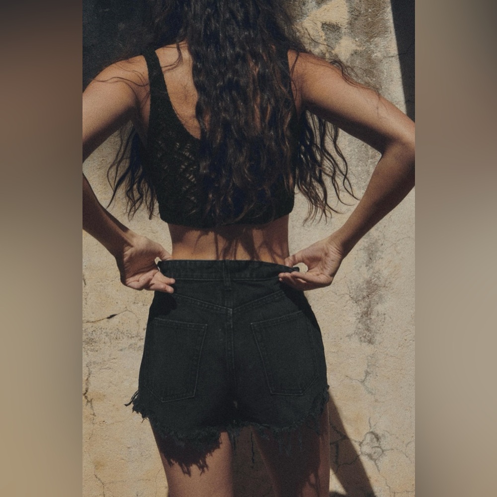ZARA TRF High Rise Curved Shorts - Picture 5 of 7